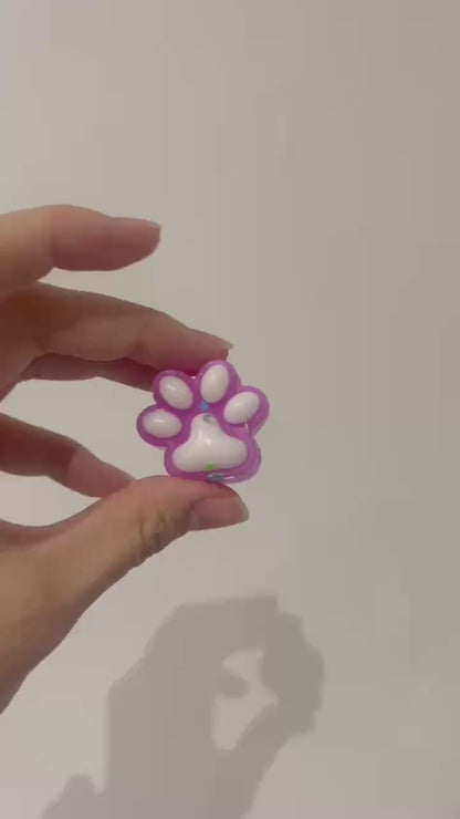 Mini Paw Pinch